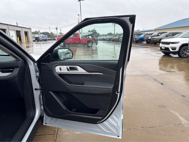 New 2026 Ford Explorer Active w/ Active Comfort Package AWD/4WD image 21