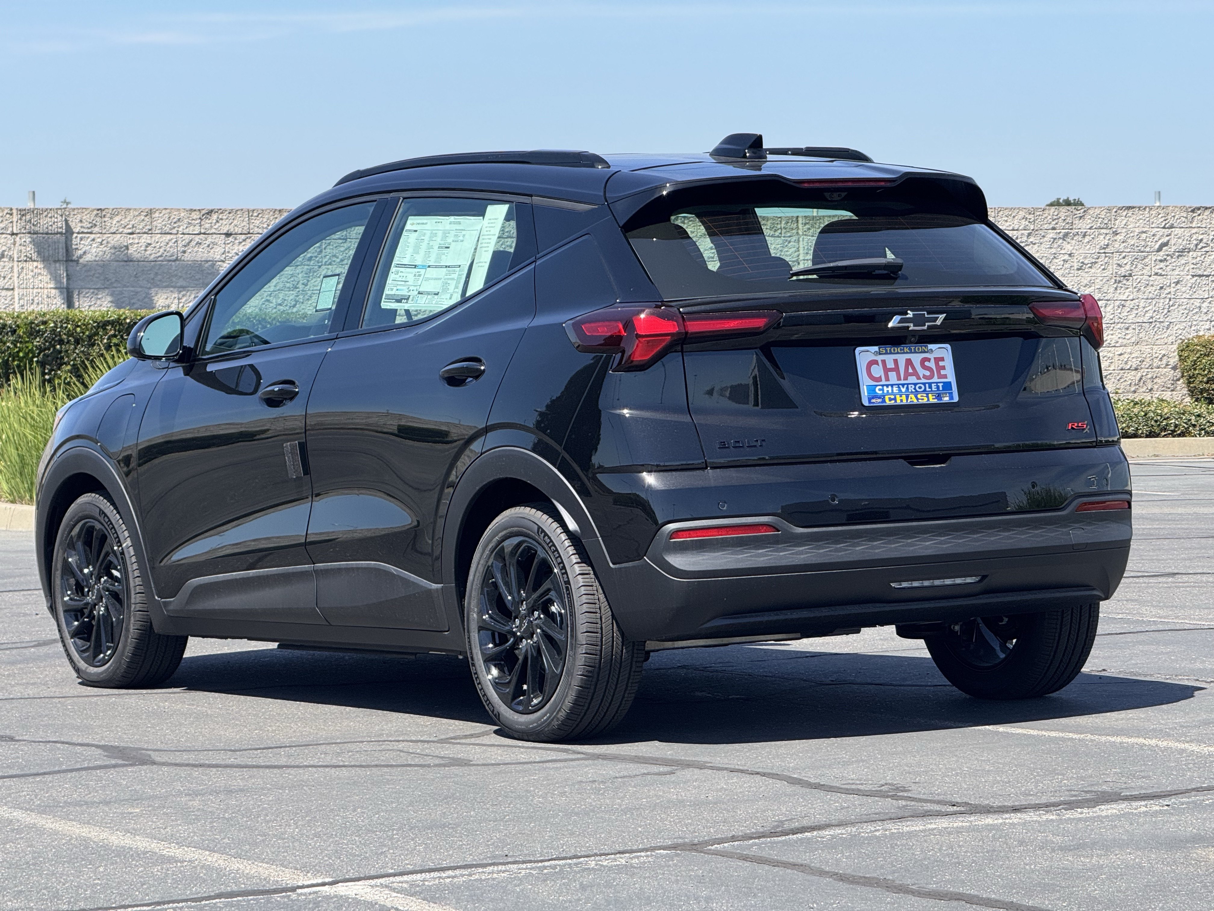 New 2027 Chevrolet Bolt RS w/ Technology Package FWD image 5