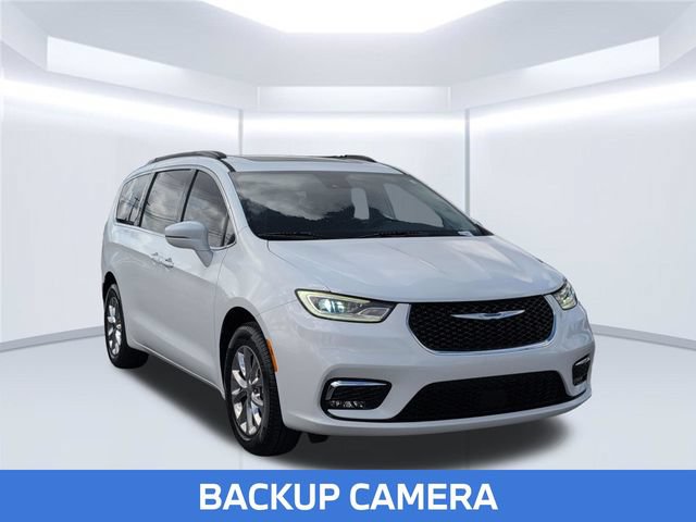 Used 2022 Chrysler Pacifica Touring-L AWD/4WD image 8