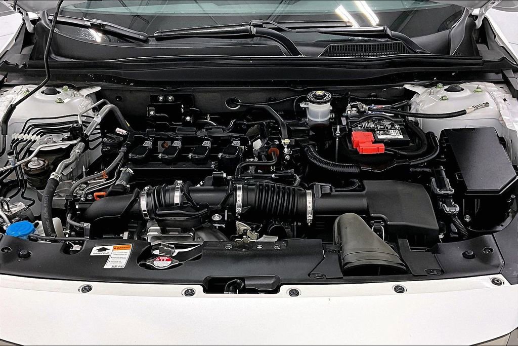 Used 2021 Honda Accord Sport image 12
