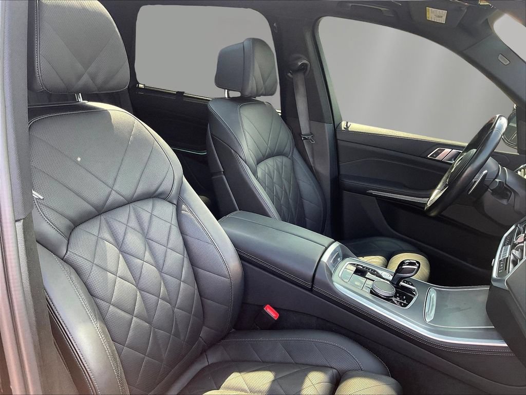Used 2023 BMW X5 M50i w/ Climate Comfort Package AWD/4WD image 28