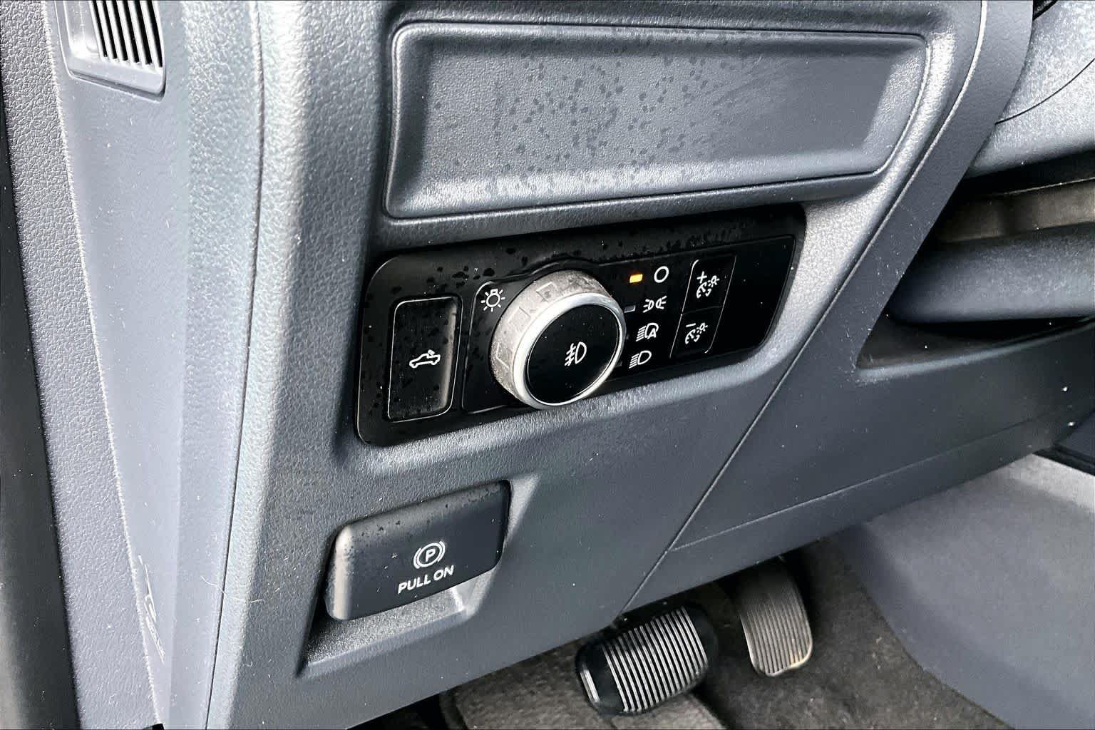 Used 2024 Ford F150 STX AWD/4WD image 32