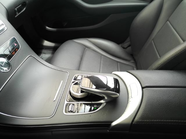 Used 2019 Mercedes-Benz C 300 Sedan w/ Multimedia Package image 41