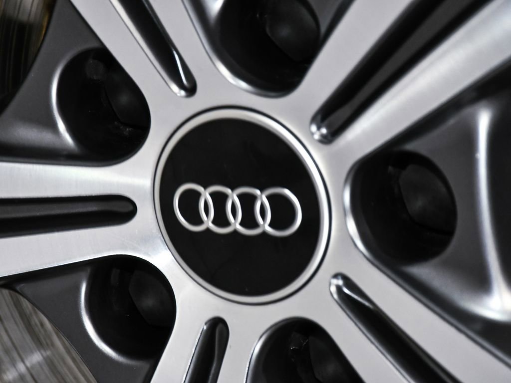 Used 2023 Audi S6 Prestige AWD/4WD image 93