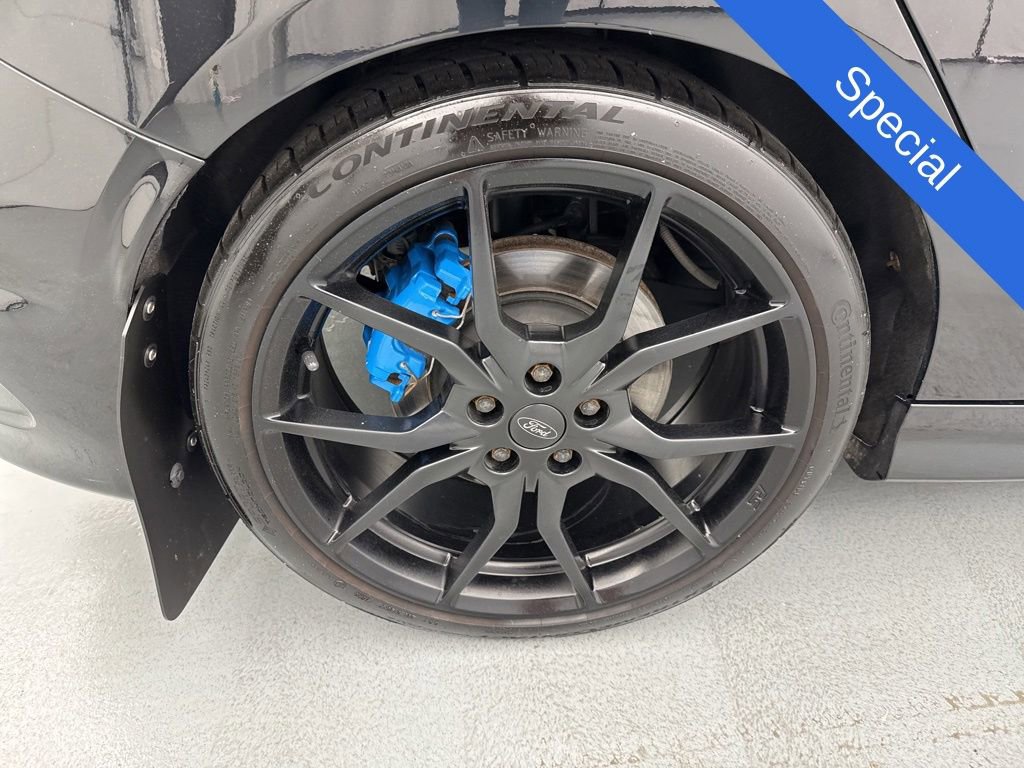 Used 2016 Ford Focus RS AWD/4WD image 13