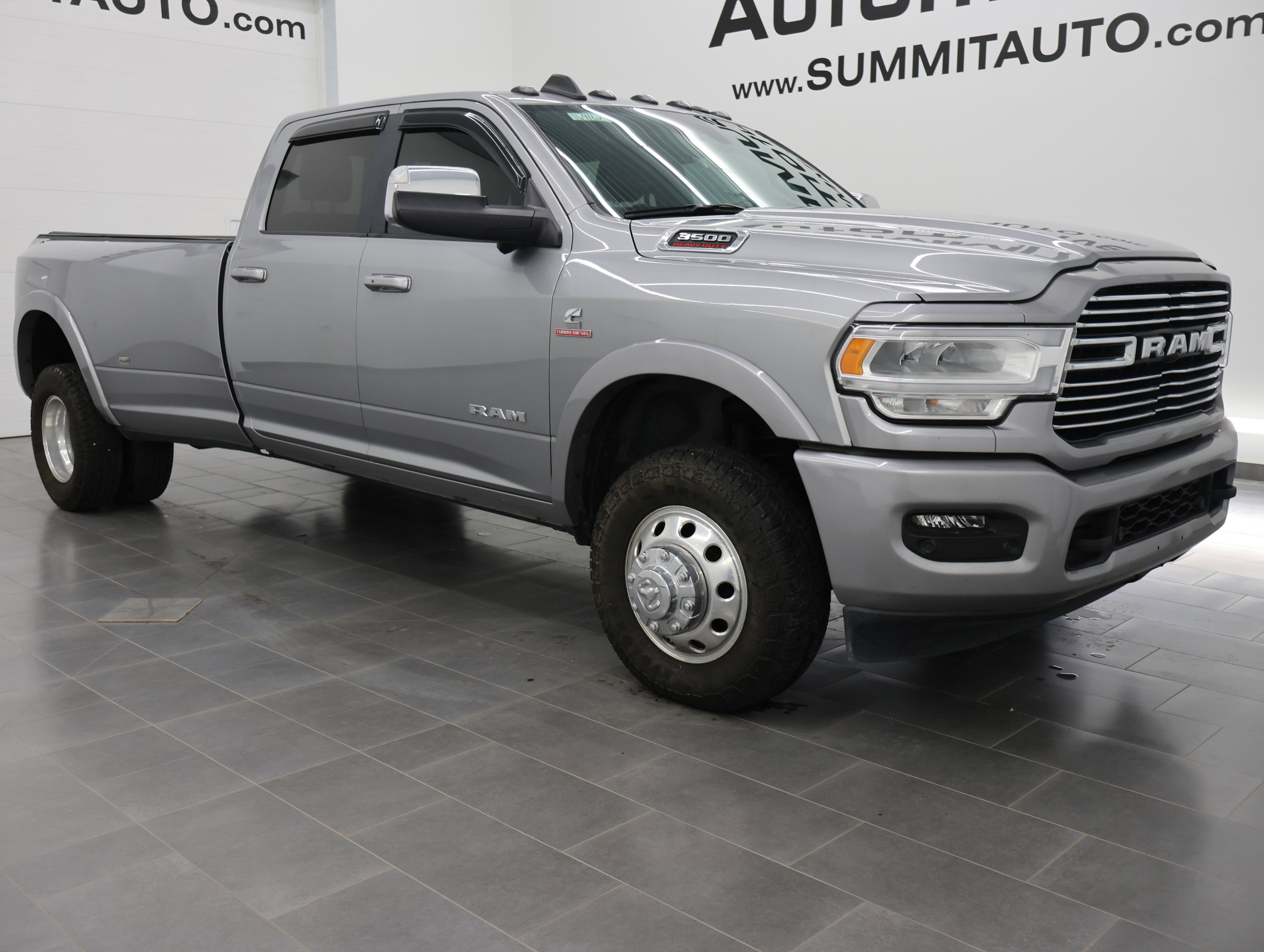 Used 2020 RAM 3500 Laramie AWD/4WD image 2
