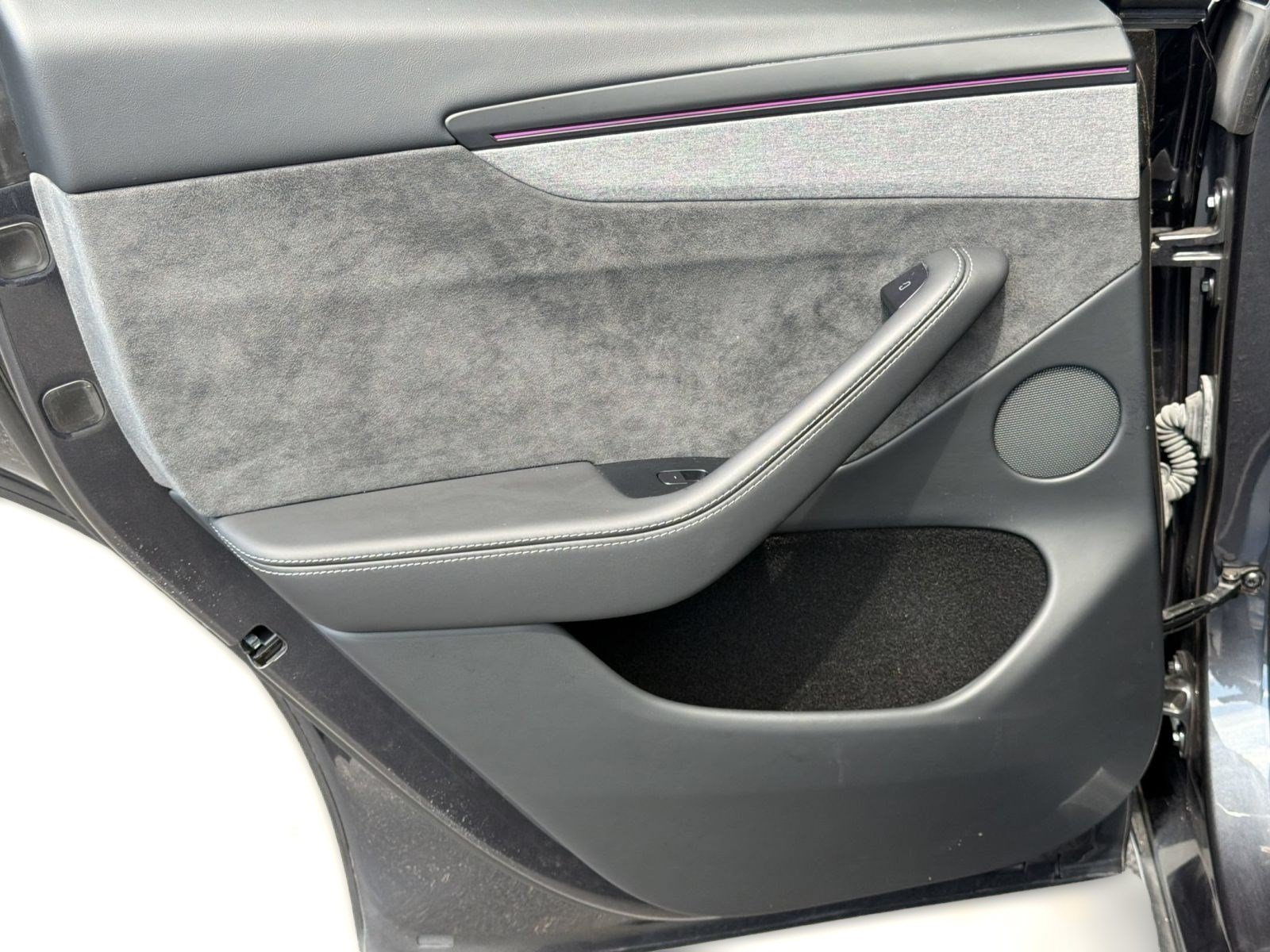 Used 2026 Tesla Model Y AWD image 28