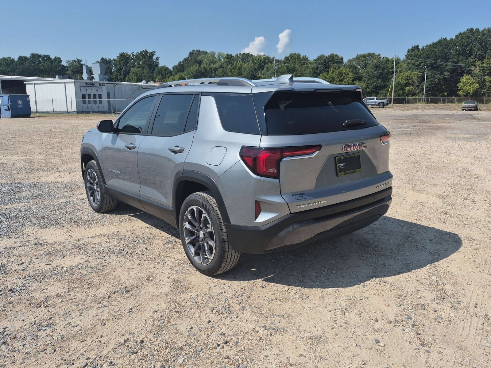 New 2027 GMC Terrain Elevation w/ Elevation Premium Package FWD image 3