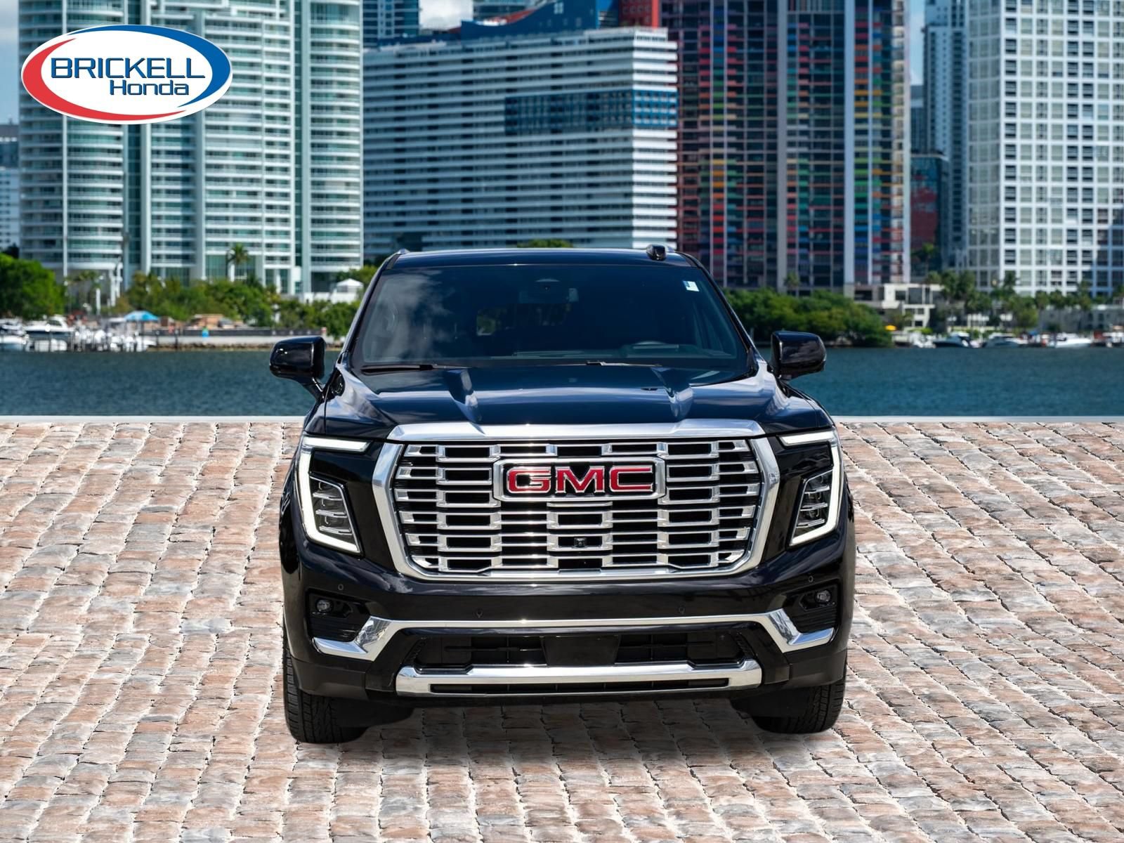 Used 2025 GMC Yukon Denali AWD/4WD image 2