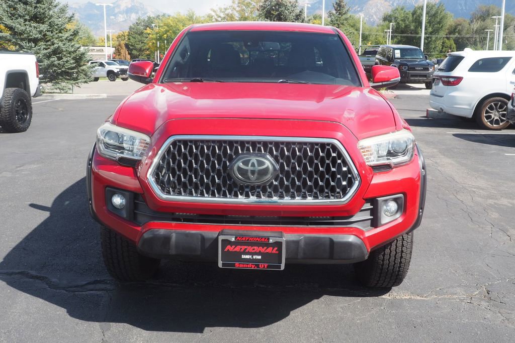 Used 2018 Toyota Tacoma TRD Off-Road w/ Technology Package image 2