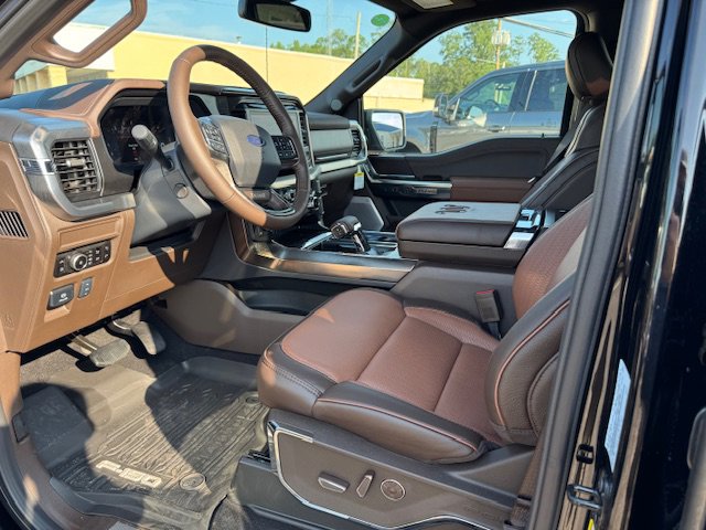 New 2025 Ford F150 King Ranch image 8