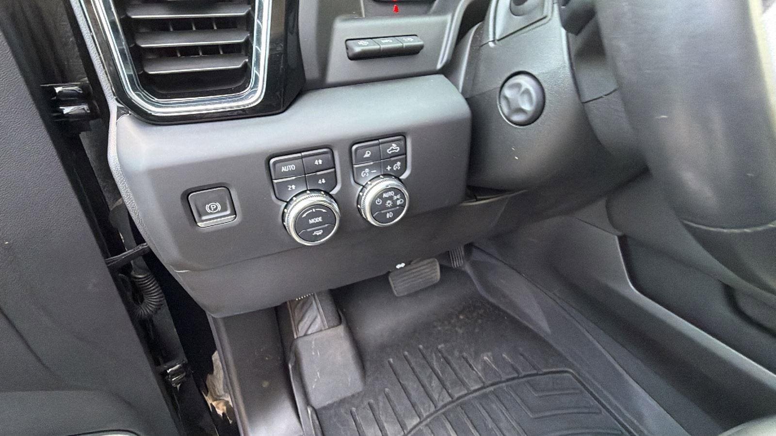 Certified 2024 GMC Sierra 1500 Denali AWD/4WD image 23