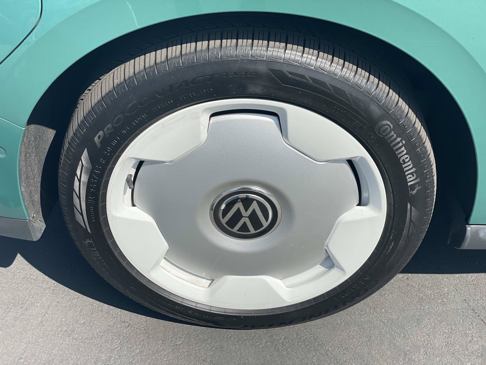 Certified 2025 Volkswagen ID. Buzz 1st Edition AWD/4WD image 7