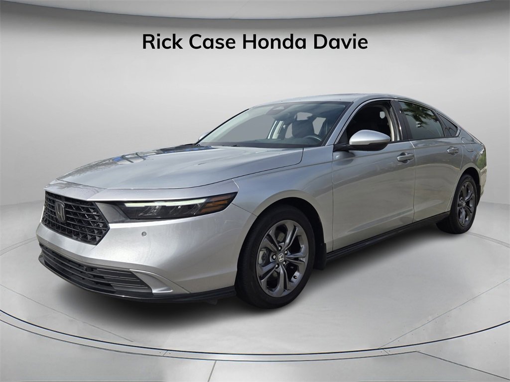 Certified 2024 Honda Accord EX-L image 9