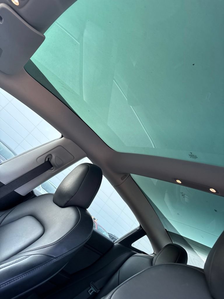Used 2019 Tesla Model 3 Mid Range RWD image 27