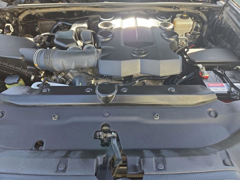 Used 2018 Toyota 4Runner Limited image 33