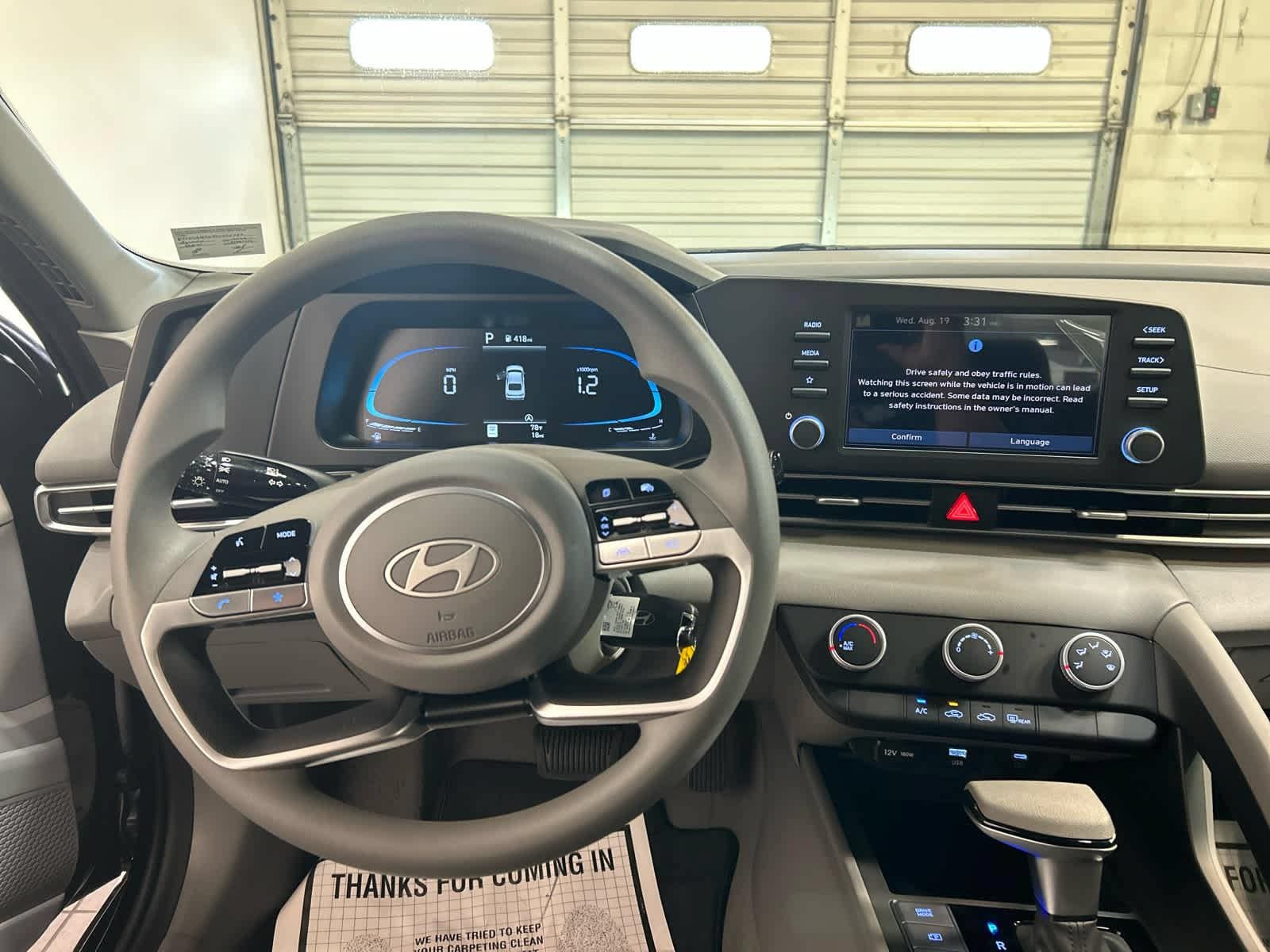 New 2026 Hyundai Elantra SE FWD image 8