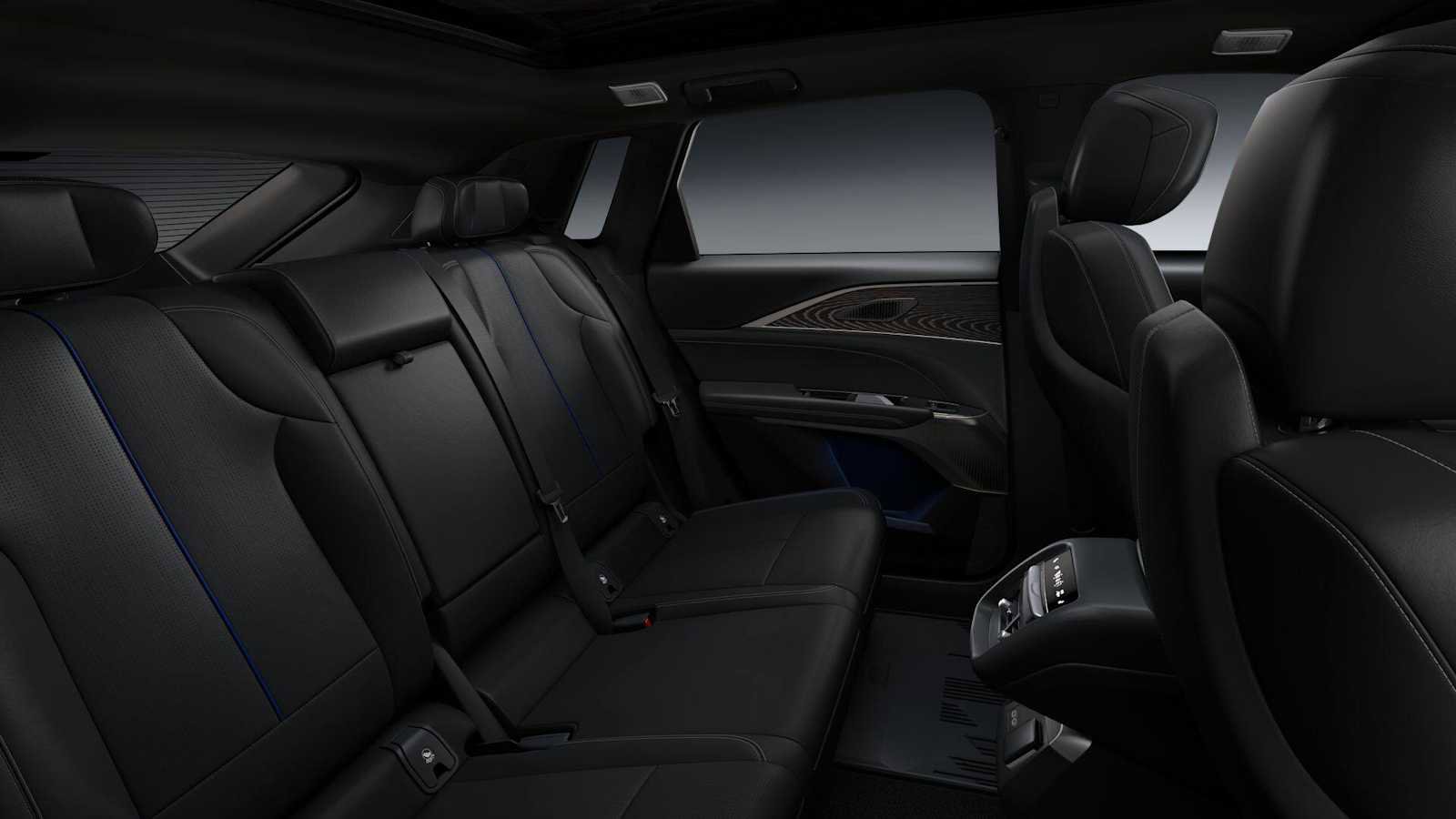 New 2026 Cadillac Lyriq V image 10