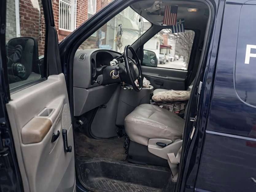 Used 2000 Ford E-250 and Econoline 250 image 5