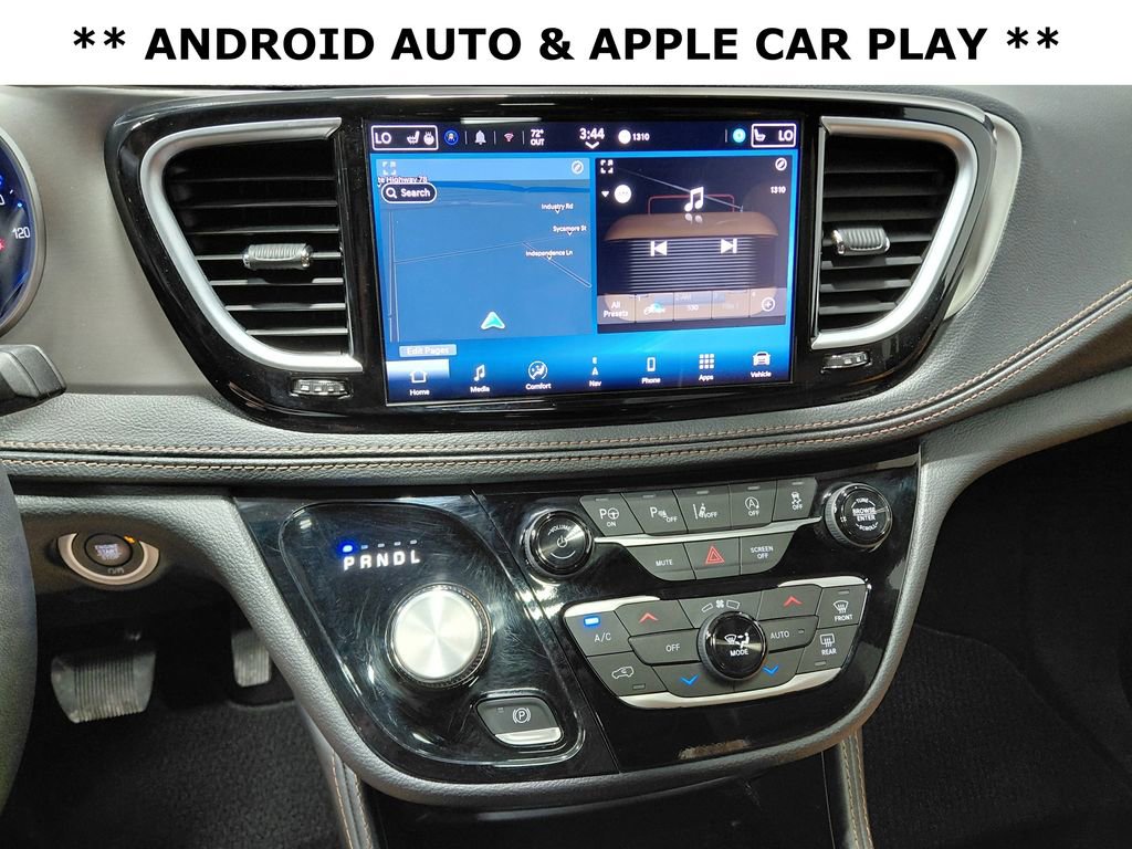 Used 2024 Chrysler Pacifica Pinnacle w/ Trailer Tow Group FWD image 22