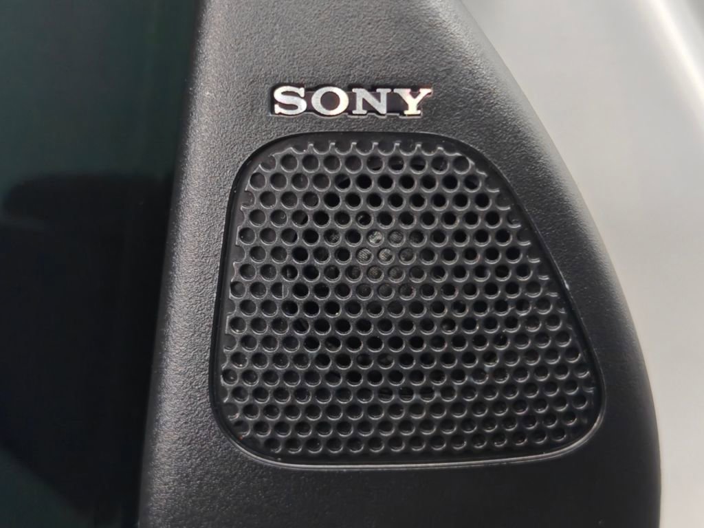 Used 2015 Ford F250 Lariat w/ Chrome Package image 9