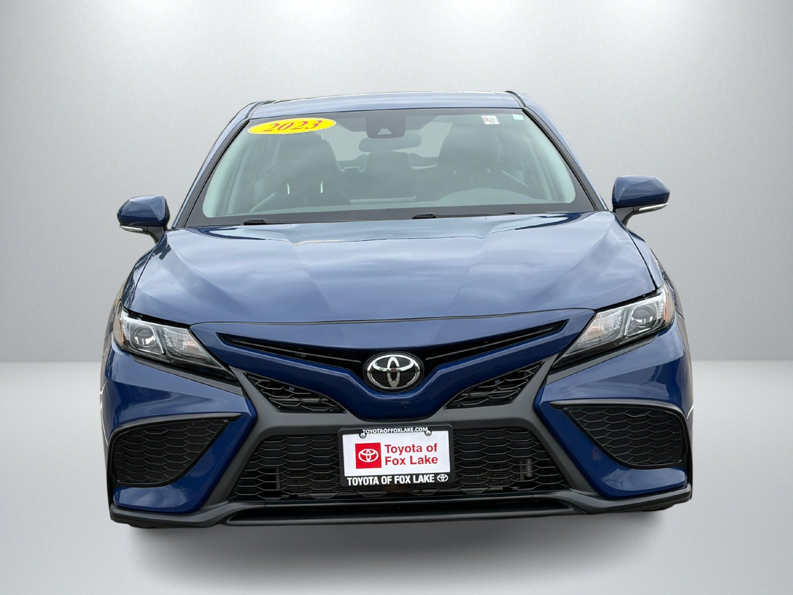 Used 2023 Toyota Camry SE FWD image 8
