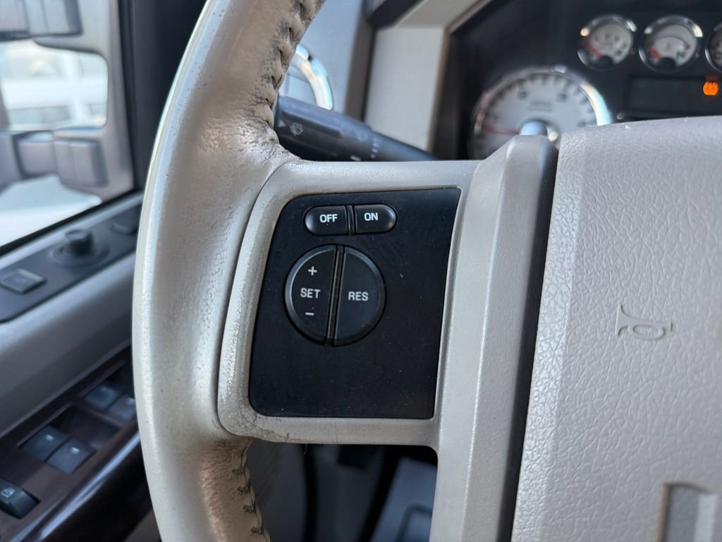 Used 2010 Ford F250 Lariat image 49