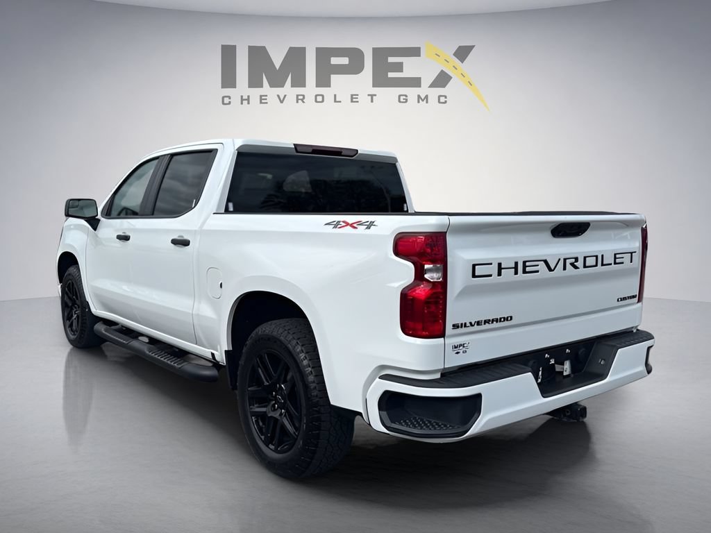 Used 2024 Chevrolet Silverado 1500 Custom AWD/4WD image 3