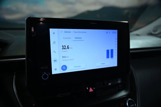 Used 2023 Toyota Corolla Cross XLE w/ Convenience Package image 35