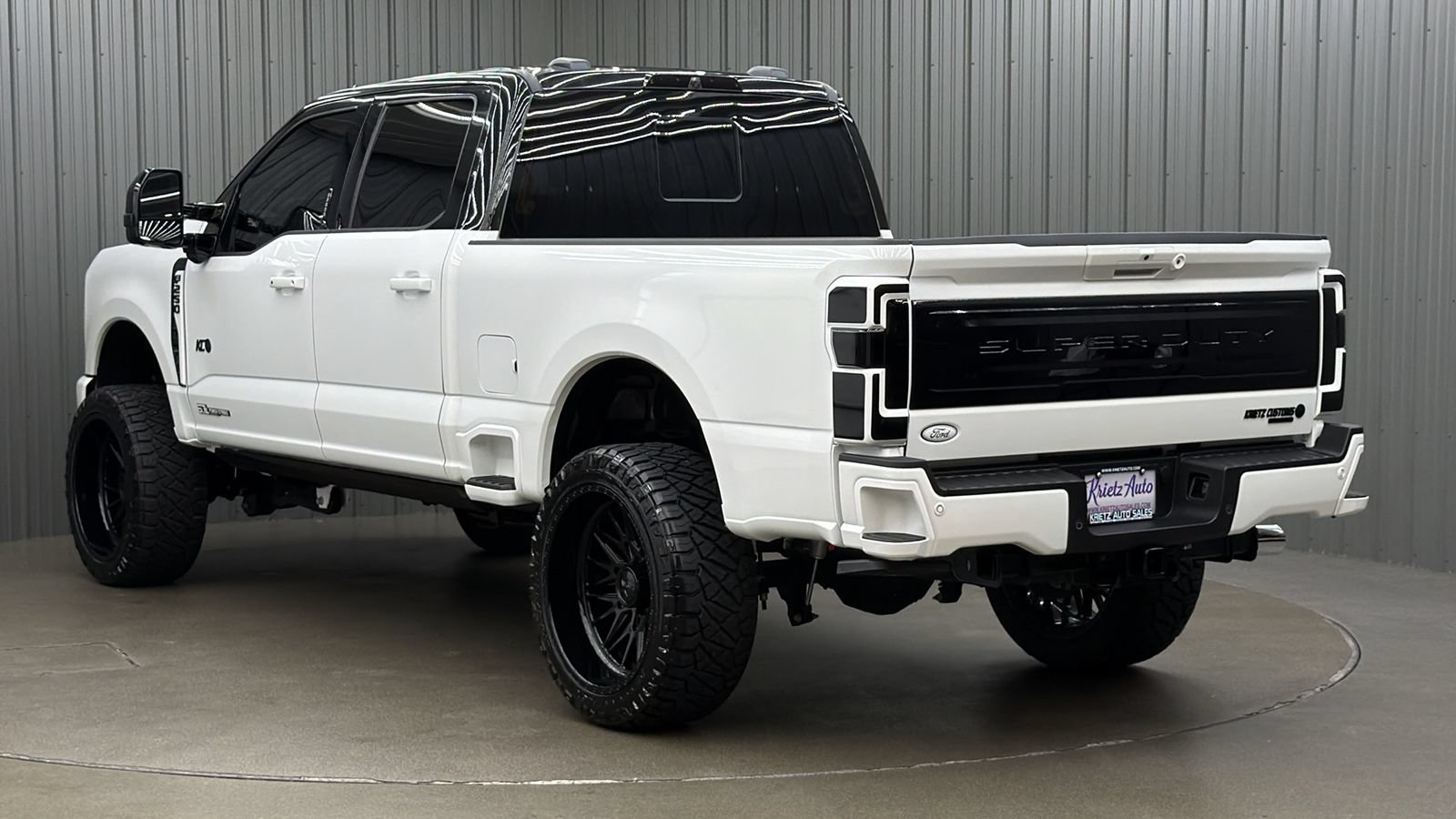 Used 2026 Ford F250 Platinum w/ FX4 Off-Road Package AWD/4WD image 3