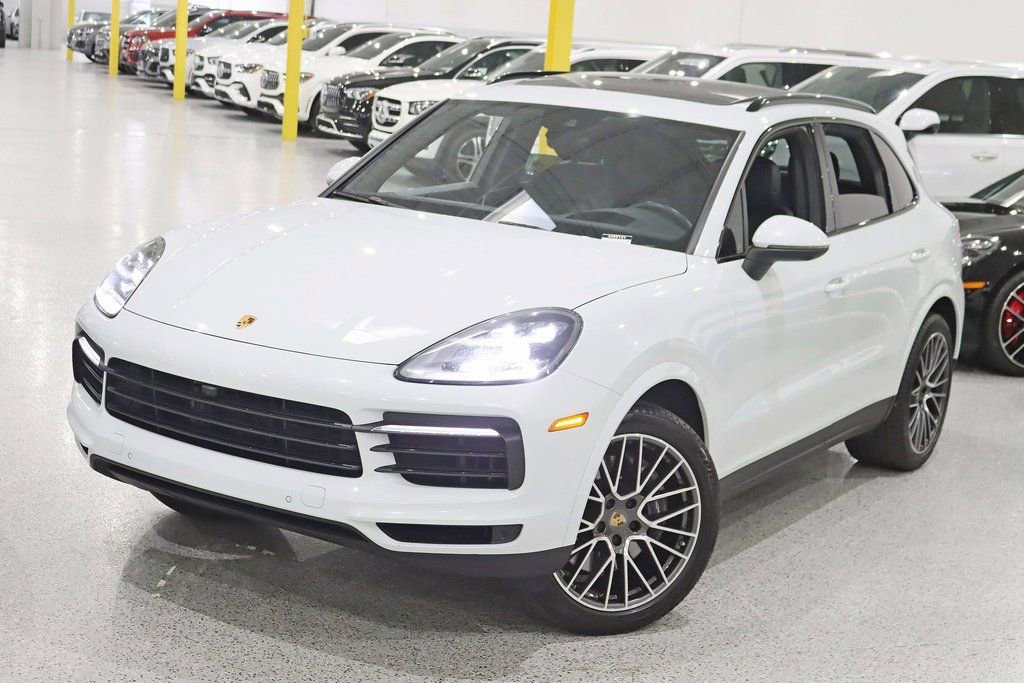 Used 2022 Porsche Cayenne Platinum Edition image 5