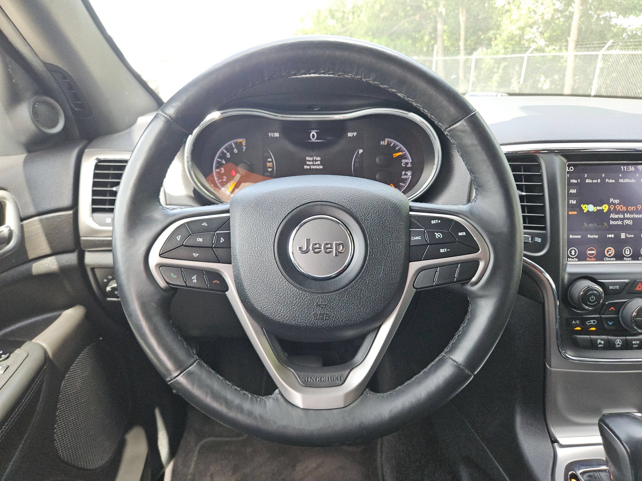Used 2018 Jeep Grand Cherokee Altitude RWD image 20