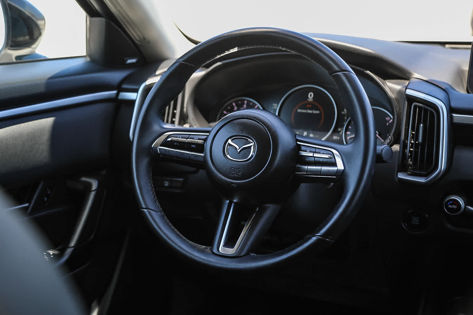 Used 2025 MAZDA CX-50 AWD 2.5 S w/ Premium Package image 15