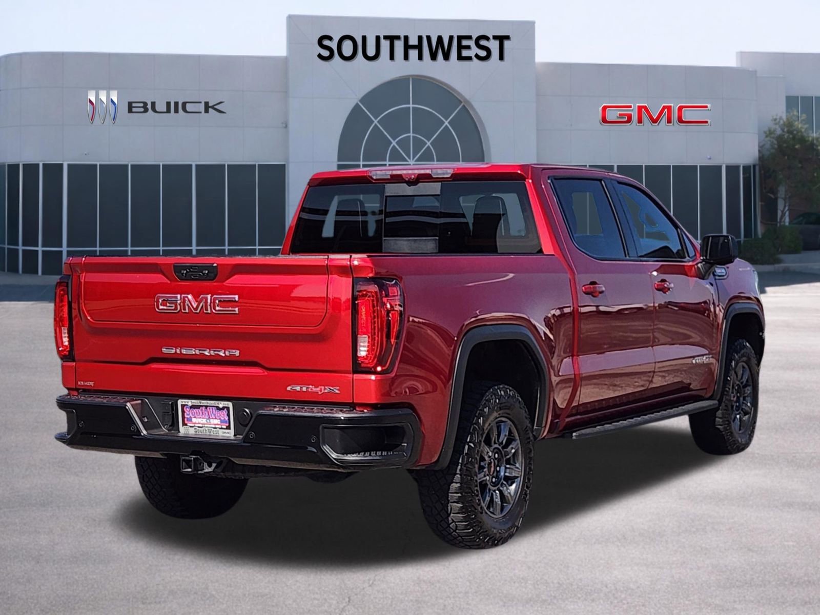 Used 2024 GMC Sierra 1500 AT4X image 5