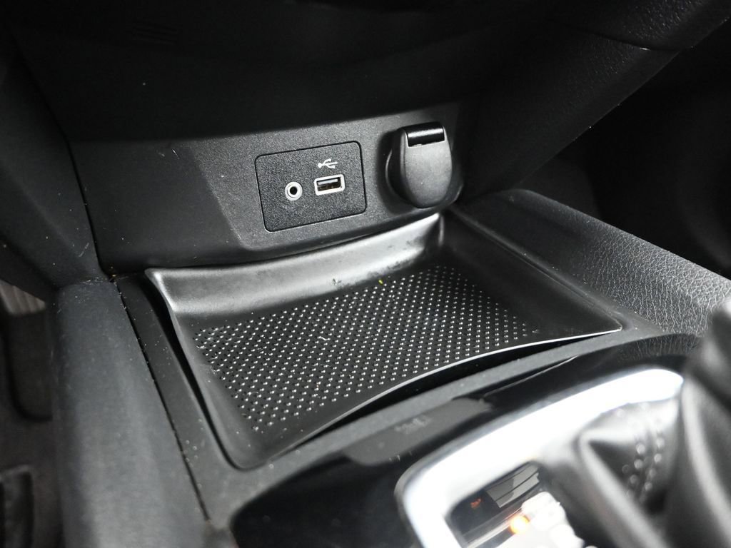 Used 2019 Nissan Rogue S w/ Special Edition Package image 16