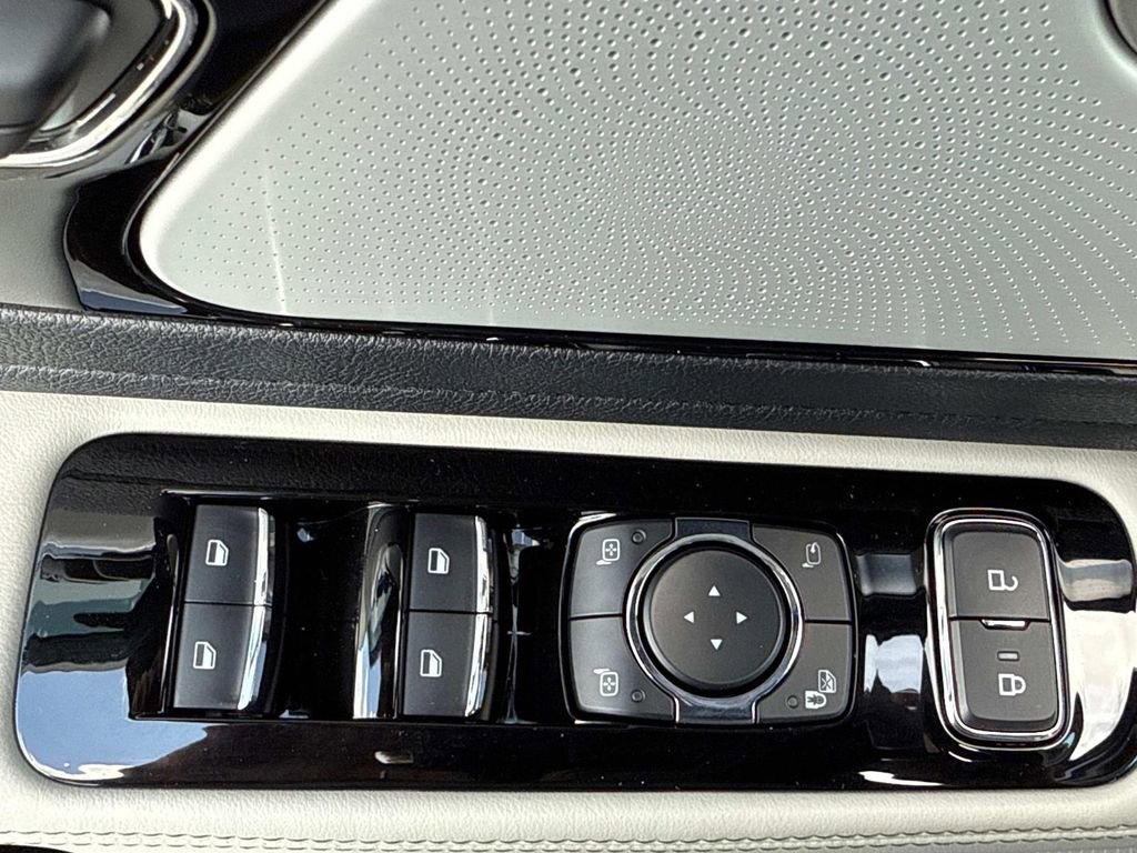 New 2025 Lincoln Aviator Reserve image 19