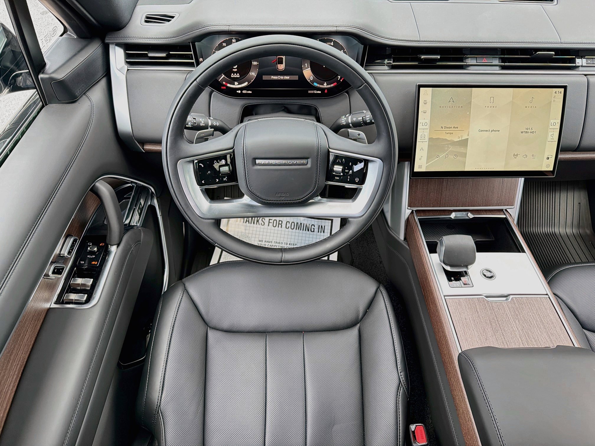 New 2026 Land Rover Range Rover SE AWD/4WD image 18
