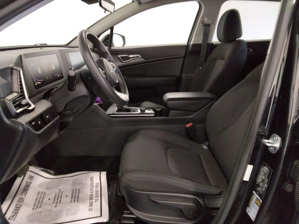 Used 2024 Kia Sportage LX image 26