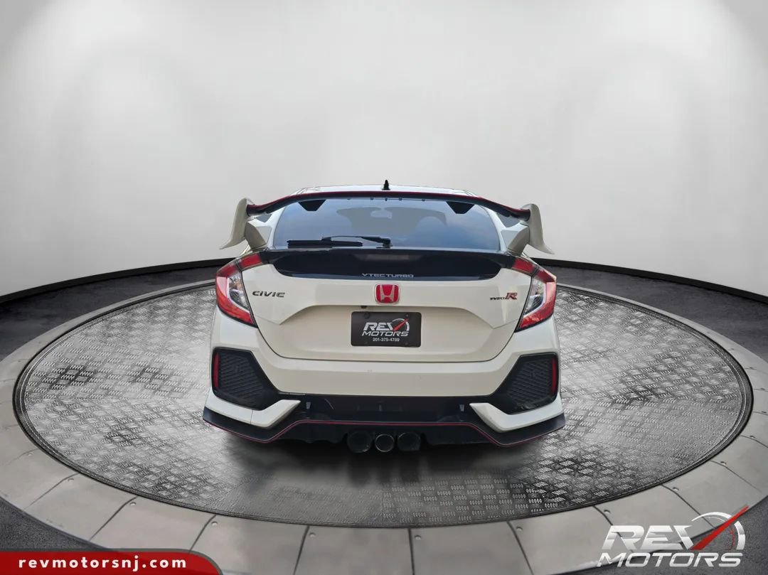Used 2017 Honda Civic Type R image 4