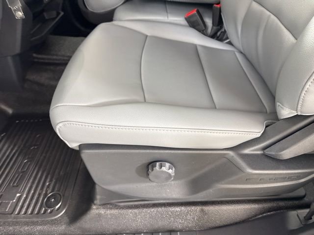 New 2026 Ford F250 XL w/ XL Chrome Package image 15