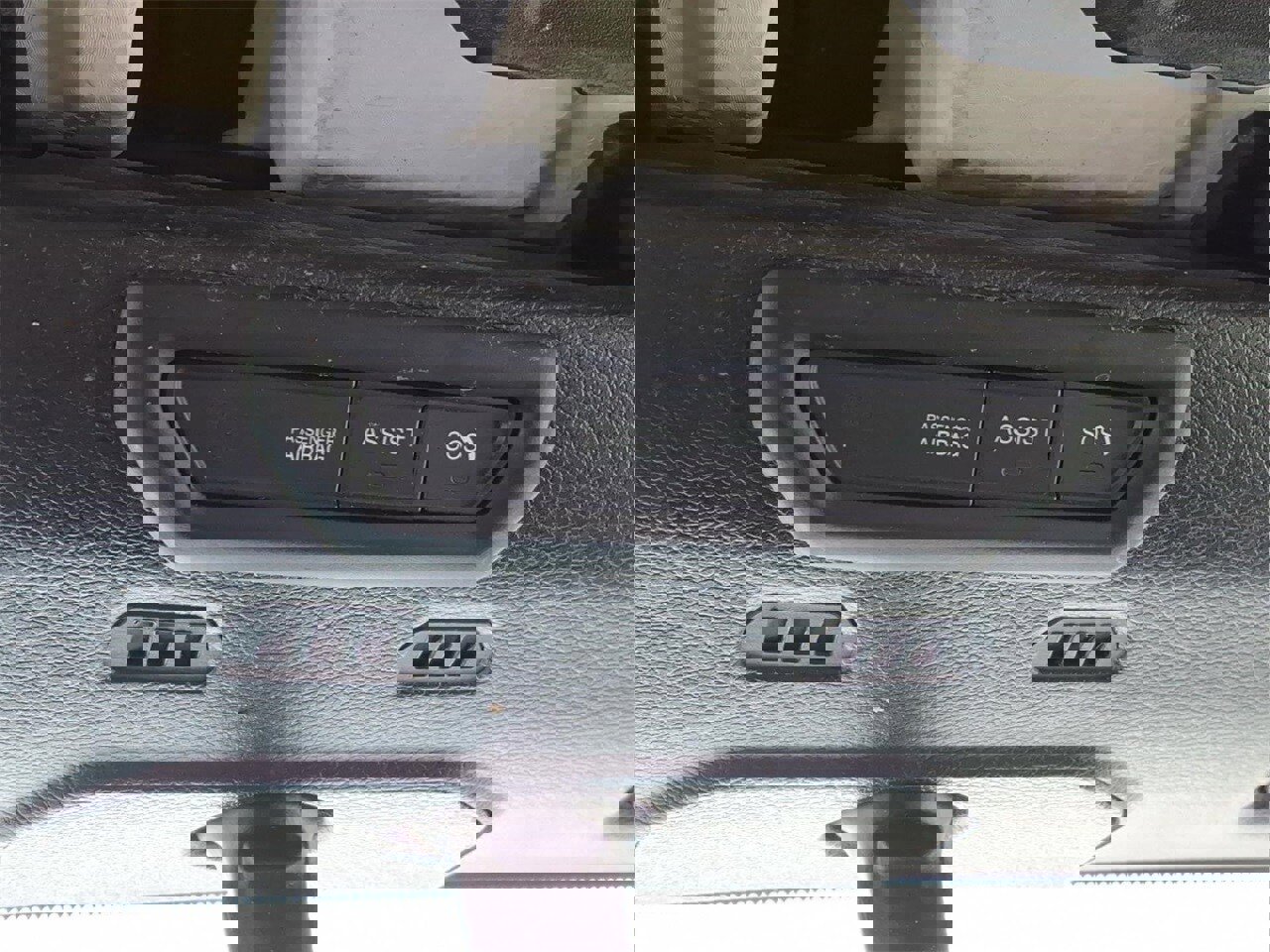 Used 2022 Jeep Gladiator Sport image 21