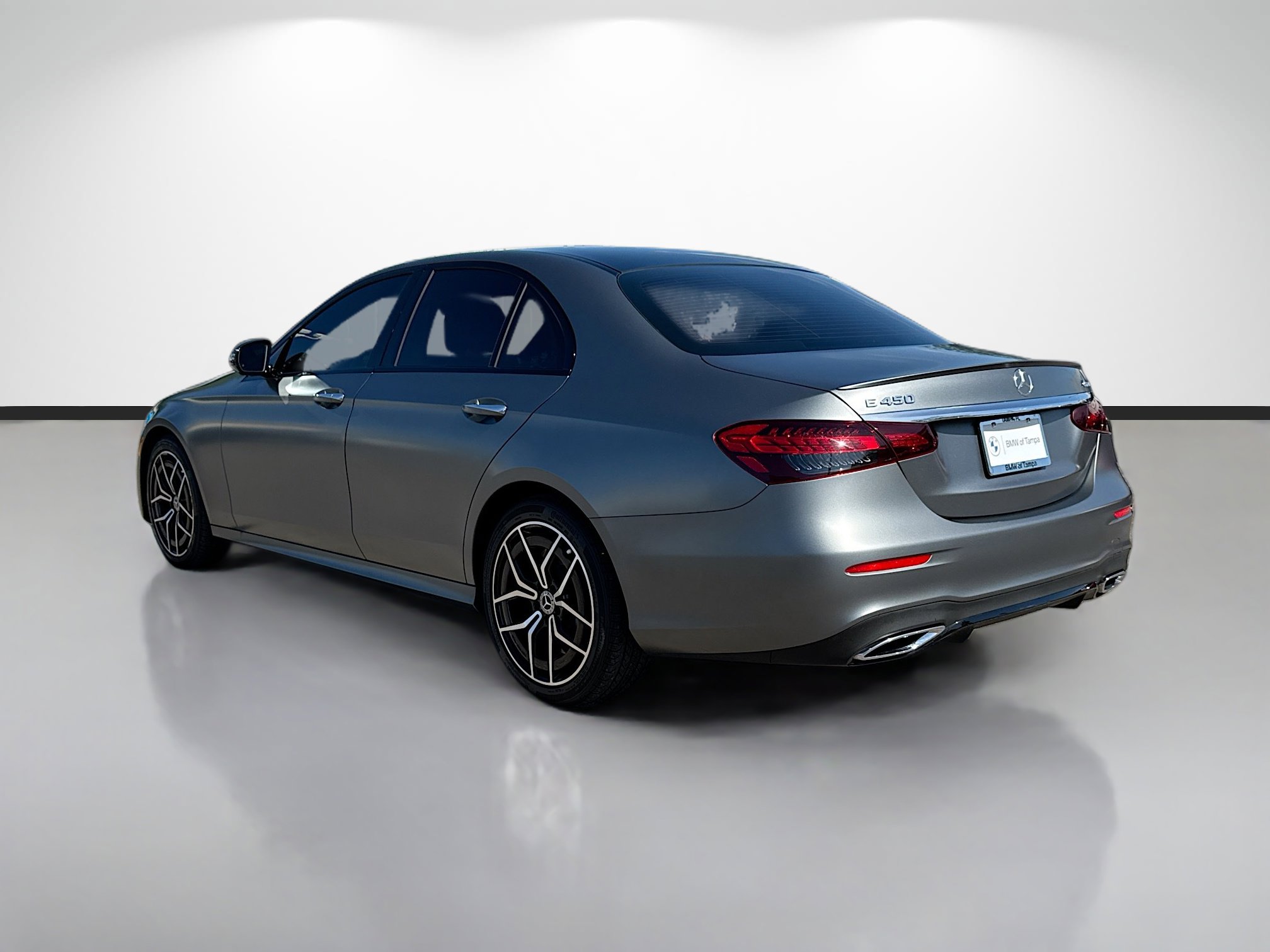 Used 2023 Mercedes-Benz E 450 4MATIC Sedan image 5