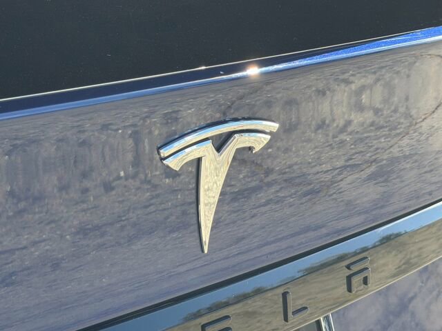 Used 2023 Tesla Model X AWD/4WD image 35