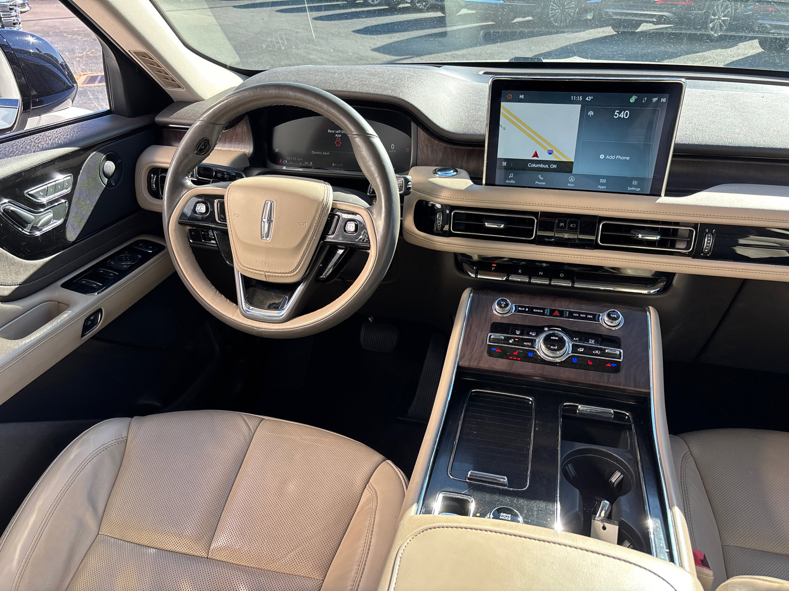 Certified 2022 Lincoln Aviator Reserve w/ Equipment Group 201A image 32