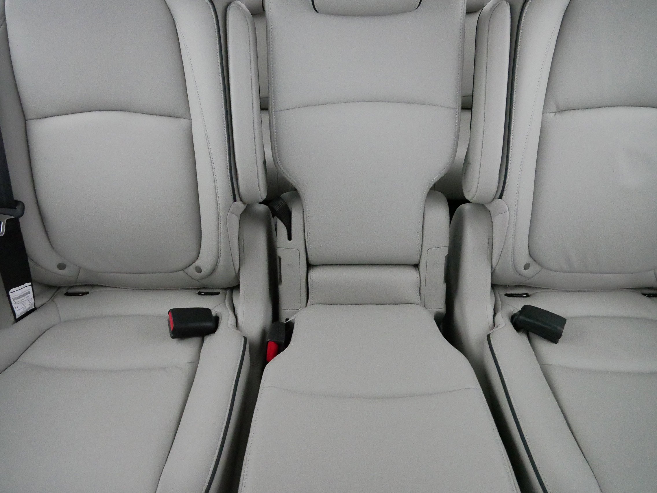 Certified 2026 Honda Odyssey Touring image 13