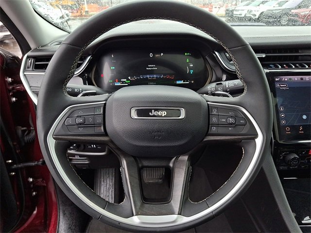 Used 2024 Jeep Grand Cherokee Limited 4xe image 16