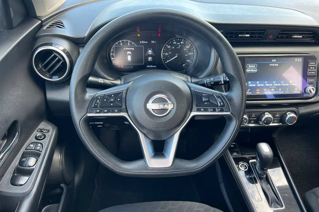 Used 2024 Nissan Kicks SV FWD image 16