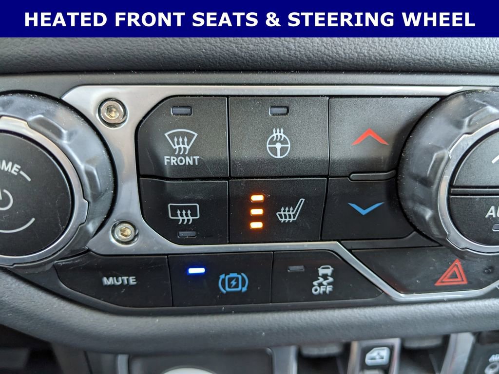 Certified 2025 Jeep Wrangler Unlimited Sahara AWD/4WD image 5