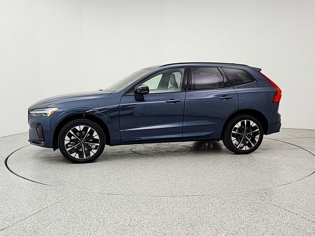 New 2026 Volvo XC60 B5 Plus w/ Climate Package image 8