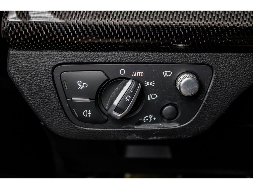 Used 2022 Audi SQ5 Prestige w/ Prestige Package image 38